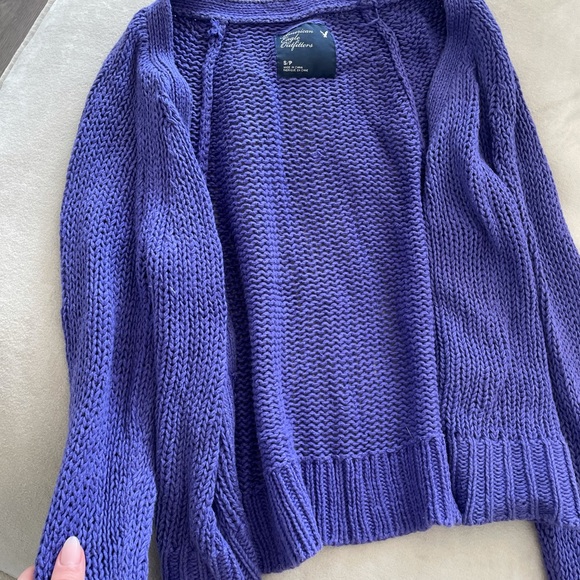 AMERICAN EAGLE PURPLE CARDIGAN - Picture 2 of 2